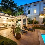 Villa Historical Vigneri By *